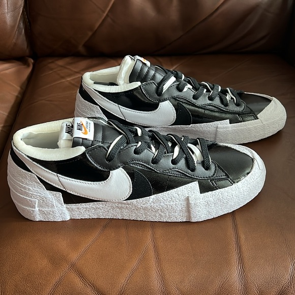 Men’s Nike x Sacai Blazer Low White/Black Patent Leather Size 12 Dead Stock - Picture 3 of 11